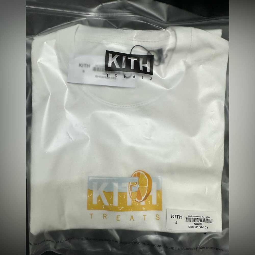 ** SOLD** Kith Treat T shirt